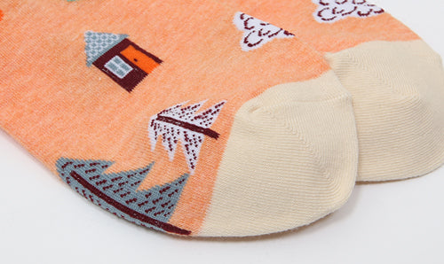 APRICOT FOREST SOCKS