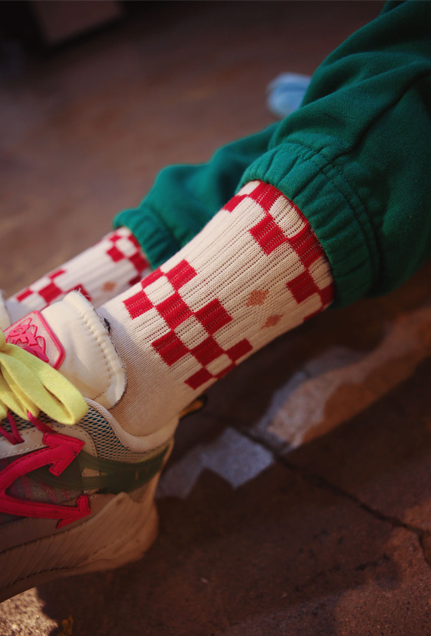 RED CHECKER SOCKS